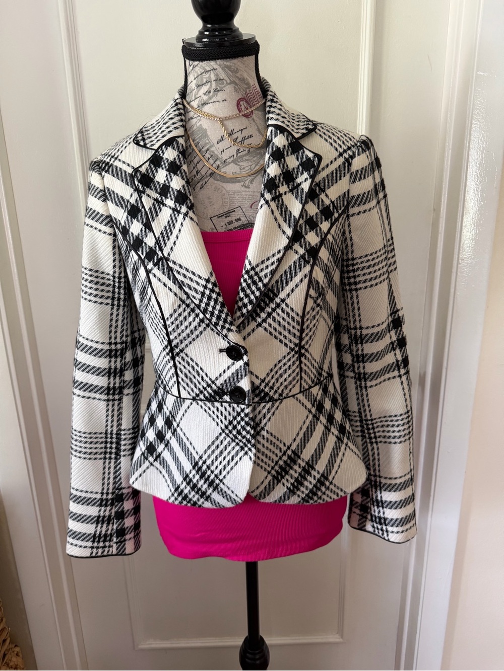 White House Black Market Black & White Plaid Fitted Blazer - Size 0 NWT - Picture 3 of 16